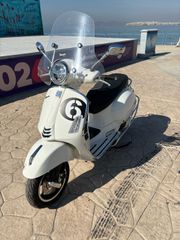 Vespa GTS Super 300 2024