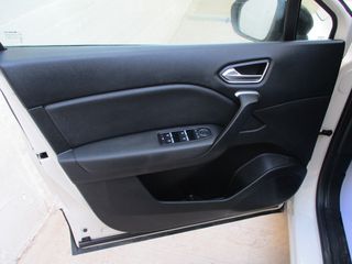 Renault Captur 2020 1.5 DCI DYNAMIC-thumb-5