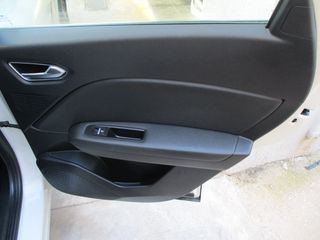 Renault Captur 2020 1.5 DCI DYNAMIC-thumb-24