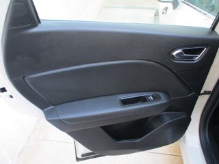 Renault Captur 2020 1.5 DCI DYNAMIC-thumb-27