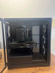 Gaming Pc - R5 7600x/2TB/32GB/7800xt/Windows-thumb-1