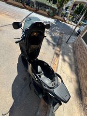 Piaggio Beverly 300 2016-thumb-1