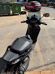 Piaggio Beverly 300 2016-thumb-2