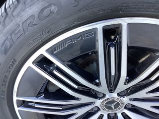 Mercedes-Benz EQS SUV 2024 AMG 4matic-thumb-6