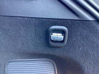 Mercedes-Benz EQS SUV 2024 AMG 4matic-thumb-16