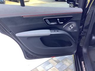 Mercedes-Benz EQS SUV 2024 AMG 4matic-thumb-17