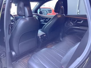 Mercedes-Benz EQS SUV 2024 AMG 4matic-thumb-19