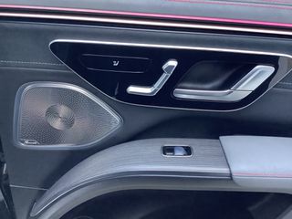 Mercedes-Benz EQS SUV 2024 AMG 4matic-thumb-24