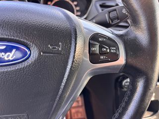 Ford Fiesta 2015 1.0 EcoBoost Titanium-thumb-25