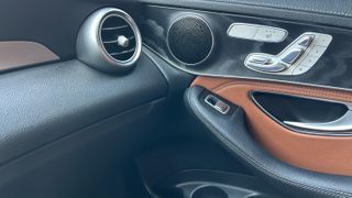 Mercedes-Benz GLC 350 2017 E 4MATIC 7G-TRONIC PLUS-thumb-29