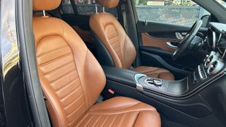 Mercedes-Benz GLC 350 2017 E 4MATIC 7G-TRONIC PLUS-thumb-16