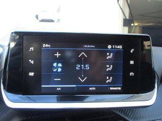 Peugeot 2008 2022 1.2 PURETECH 100 ALLURE-thumb-18