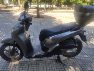 Honda SH 300i 2019-thumb-2