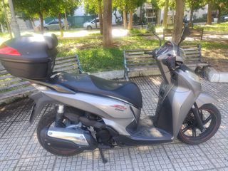 Honda SH 300i 2019-thumb-4