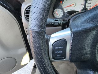 Jeep Cherokee 2004-thumb-14