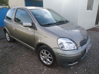 Toyota Yaris 2005-thumb-1