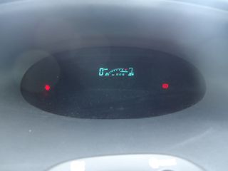 Toyota Yaris 2005-thumb-16