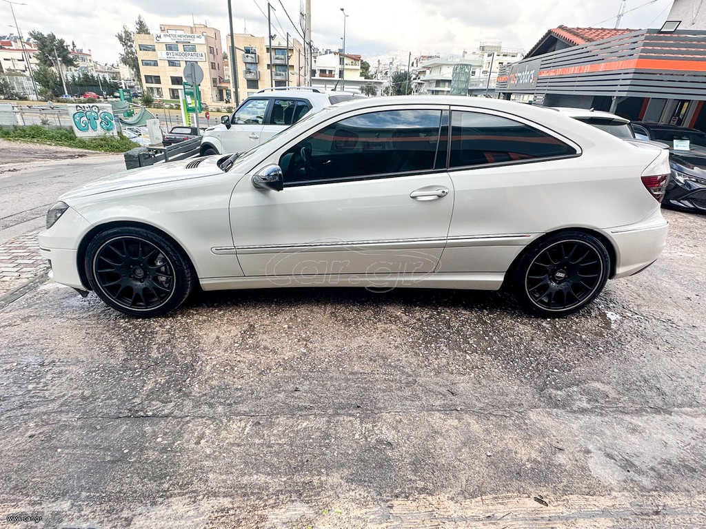 Mercedes-Benz CLC 200 thumbnail 4