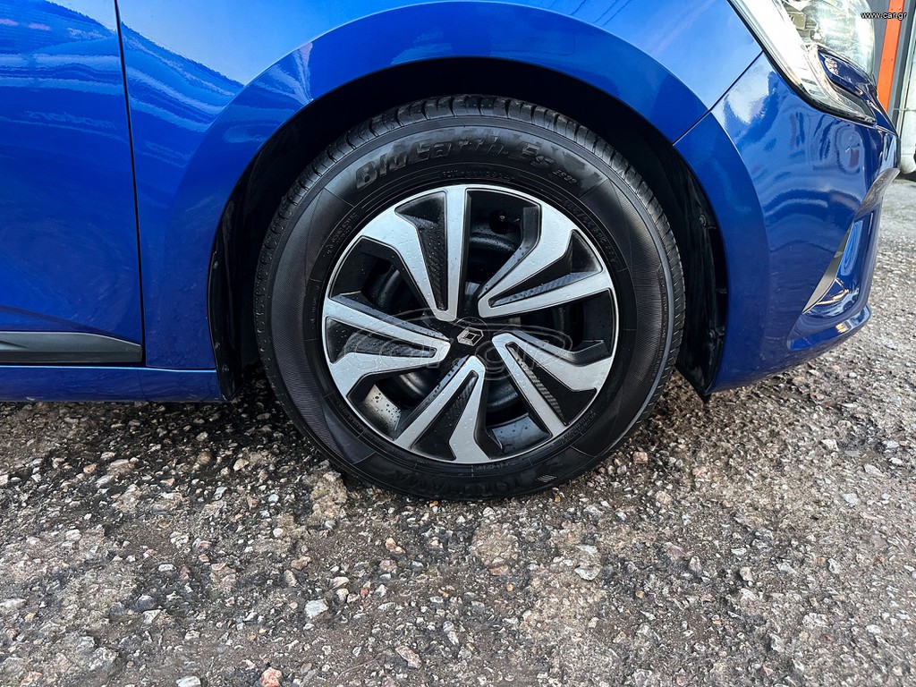 Renault Clio thumbnail 36