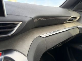 Peugeot 3008 2017 GT-LINE DIESEL AUTOMATIC 180HP ΜΕ ΑΠΟΣΥΡΣΗ ΕΩΣ -€1.500-thumb-24