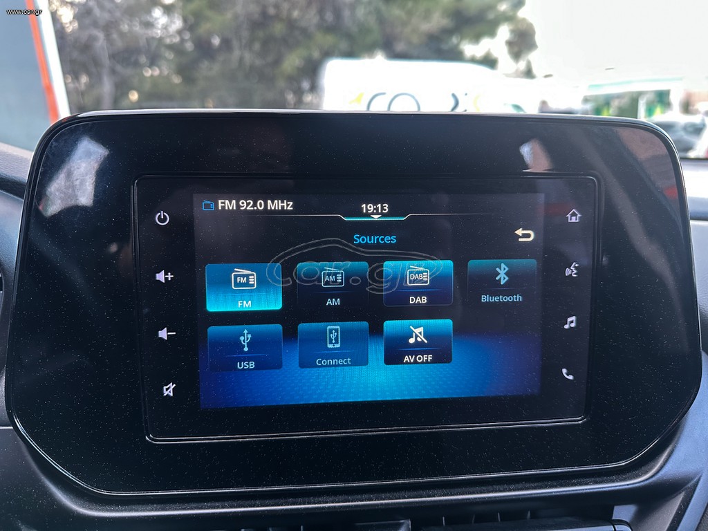 Suzuki SX4 S-Cross thumbnail 25
