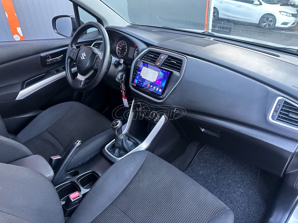 Suzuki SX4 S-Cross thumbnail 13