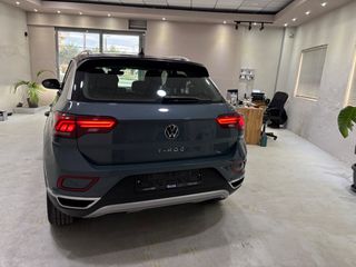 Volkswagen T-Roc 2023 STYLE - ΕΛΛΗΝΙΚΗΣ ΑΝΤΙΠΡΟΣΩΠΕΙΑΣ-thumb-8