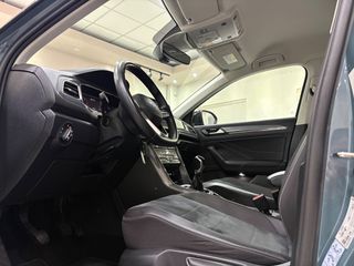 Volkswagen T-Roc 2023 STYLE - ΕΛΛΗΝΙΚΗΣ ΑΝΤΙΠΡΟΣΩΠΕΙΑΣ-thumb-14