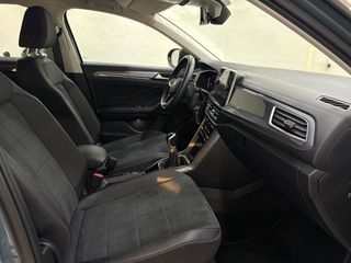 Volkswagen T-Roc 2023 STYLE - ΕΛΛΗΝΙΚΗΣ ΑΝΤΙΠΡΟΣΩΠΕΙΑΣ-thumb-22