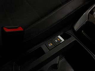 Volkswagen T-Roc 2023 STYLE - ΕΛΛΗΝΙΚΗΣ ΑΝΤΙΠΡΟΣΩΠΕΙΑΣ-thumb-31