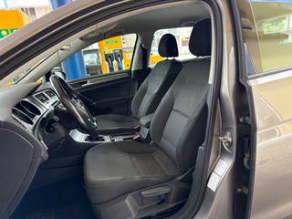 Volkswagen Golf 2014 1.6 TDI BLUEMOTION-thumb-17