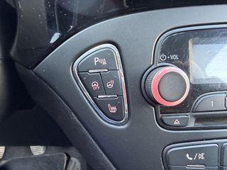 Opel Corsa 2016-thumb-7