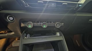 Citroen C4 X 2023 C4 X 1.2 PT 130 S&S EAT8 SHINE+SR-thumb-31