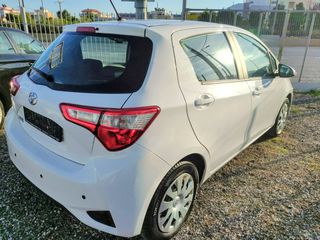 Toyota Yaris 2020 1.5 ACTIVE-thumb-2