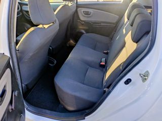 Toyota Yaris 2020 1.5 ACTIVE-thumb-5
