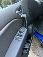 Renault Captur 2023 Techno E-Tech Hybrid-thumb-10