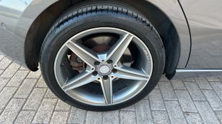 Mercedes-Benz A 250 2021 A 250e  1.3cc 218hp PLUG IN HYBRID-AMG-thumb-30