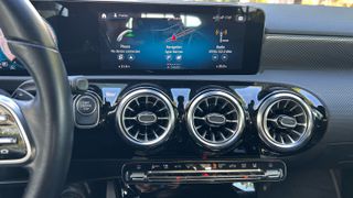 Mercedes-Benz A 250 2021 A 250e  1.3cc 218hp PLUG IN HYBRID-AMG-thumb-21