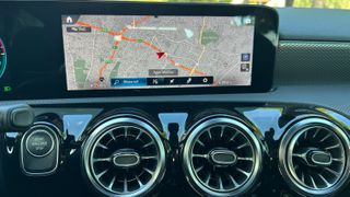 Mercedes-Benz A 250 2021 A 250e  1.3cc 218hp PLUG IN HYBRID-AMG-thumb-18