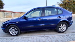Seat Leon 2004-thumb-10