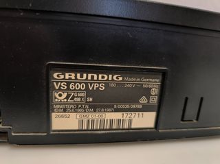 Βίντεο Grundig-thumb-4