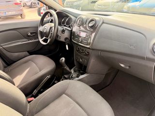 Dacia Sandero 2017-thumb-5