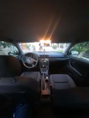 Audi A4 2004-thumb-2