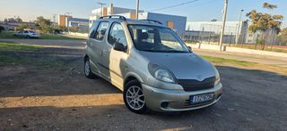 Toyota Yaris 2004