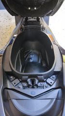 Yamaha NMAX 155 2026 TECH MAX-thumb-5
