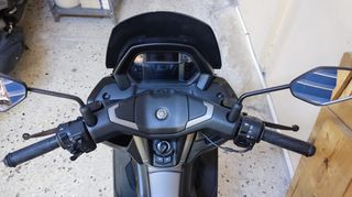 Yamaha NMAX 155 2026 TECH MAX-thumb-18