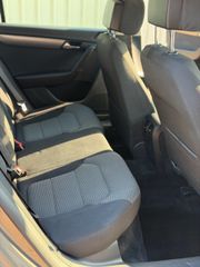 Volkswagen Passat 2011 TSI-thumb-9