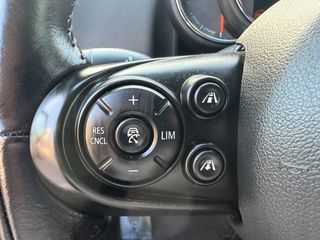 Mini Cooper SE Countryman 2018 ALL4 Plug-in Hybrid-thumb-15