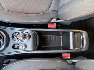 Mini Cooper SE Countryman 2018 ALL4 Plug-in Hybrid-thumb-28