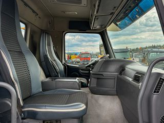 Καλαθοφόρο Volvo 2011 FMX450-thumb-16